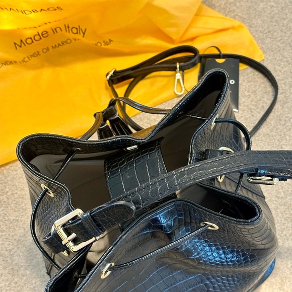 VALENTINO, Mario NEW Crossbody black bag. - Picture 13 of 13